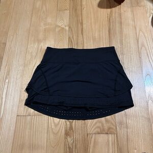 Athleta Black Stealth Trucool Skort size small